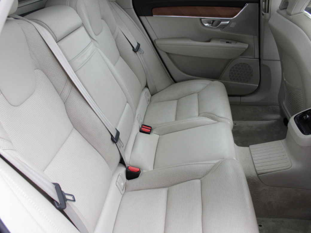 2019 Volvo V90