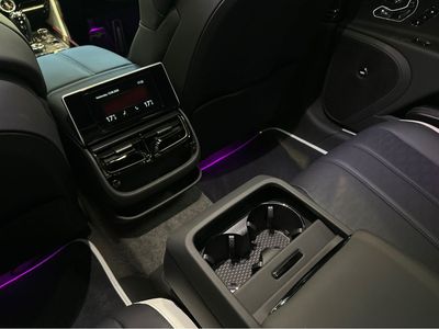 2025 Bentley Flying Spur