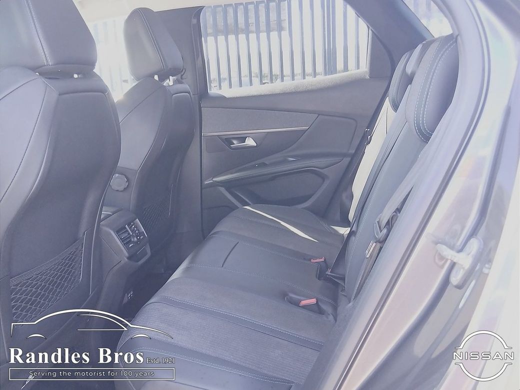 2021 Peugeot 3008