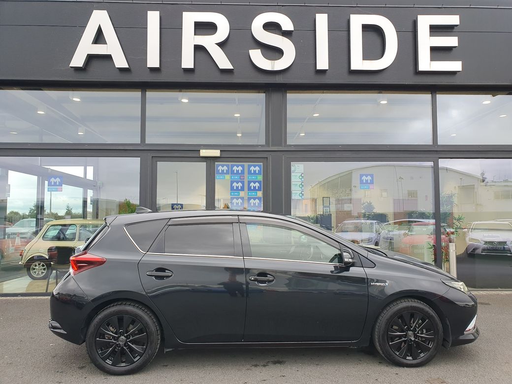 2017 Toyota Auris