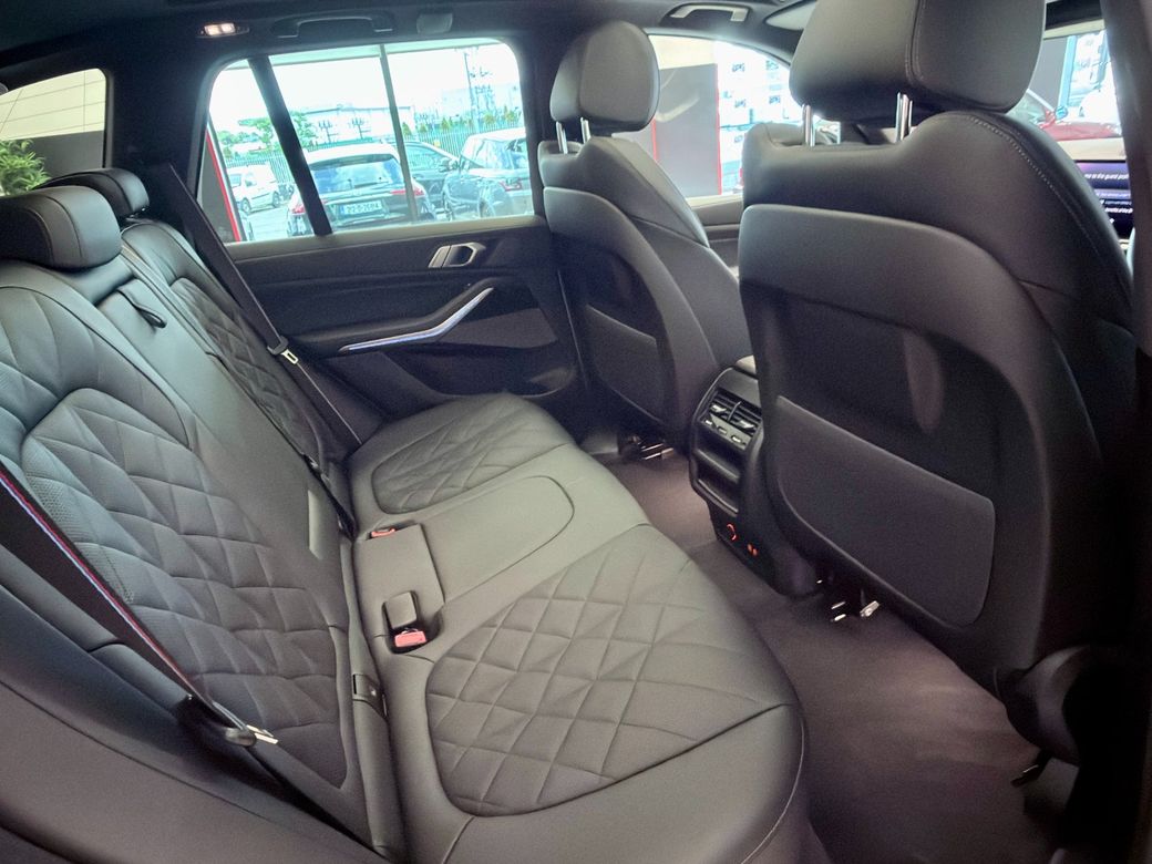 2025 BMW X5