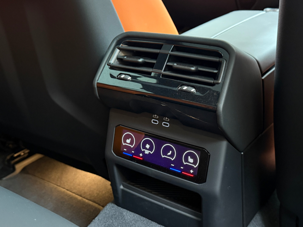 2025 BMW M5