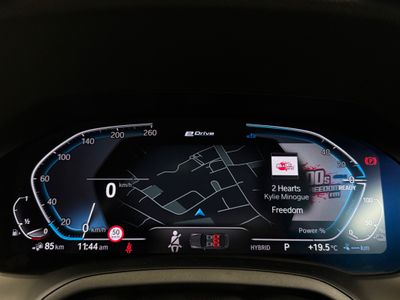 2020 BMW 330