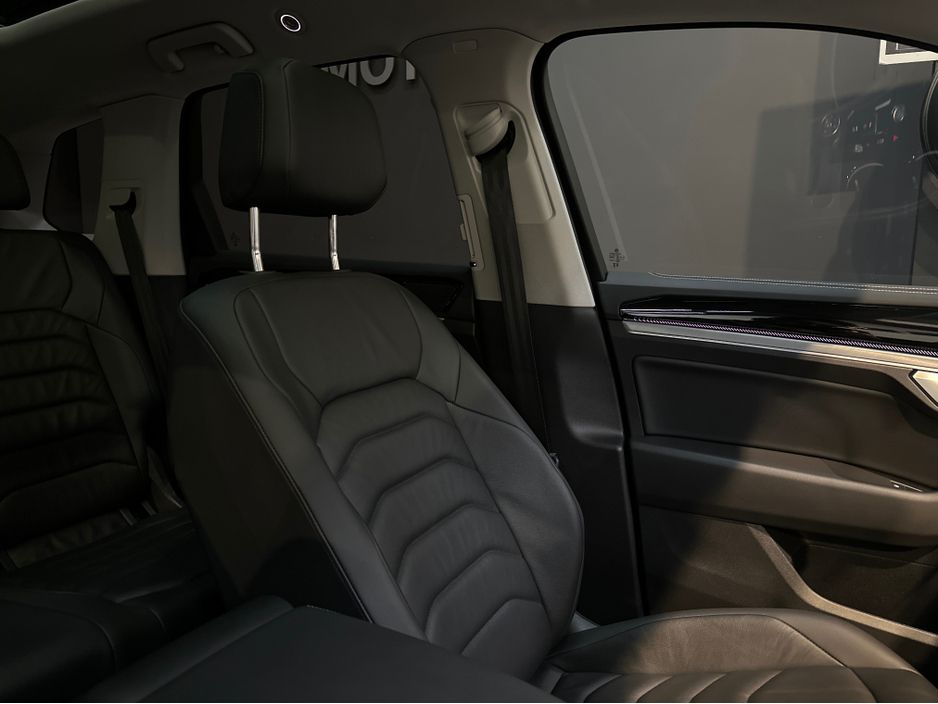 2024 Volkswagen Touareg