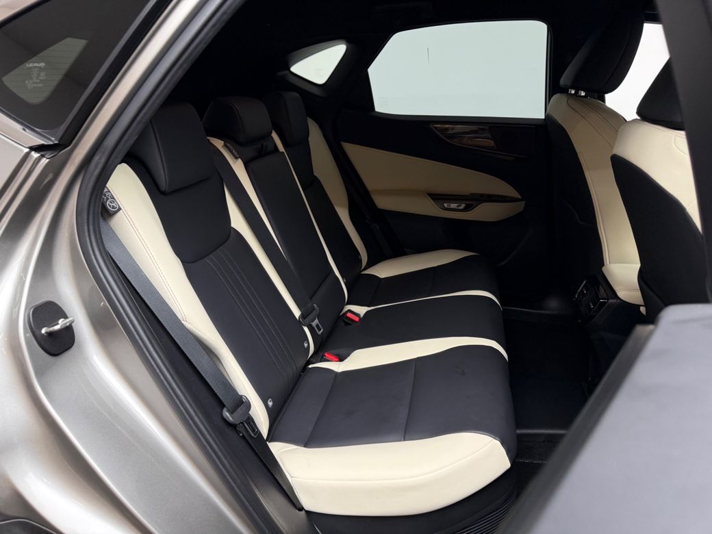 2023 Lexus NX 450H+