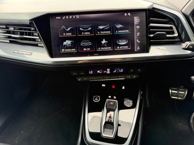 2024 Audi e-tron
