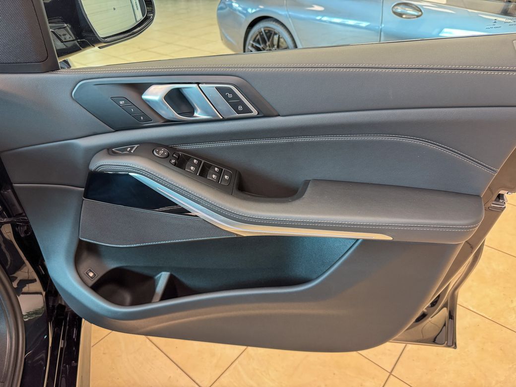 2025 BMW X5