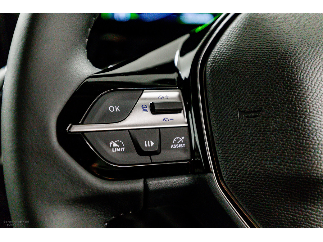 2025 Peugeot 408
