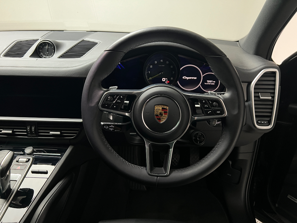 2023 Porsche Cayenne