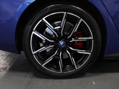 2022 BMW i4