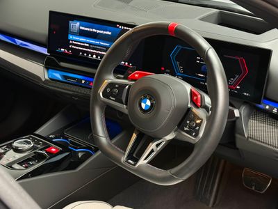 2025 BMW M5