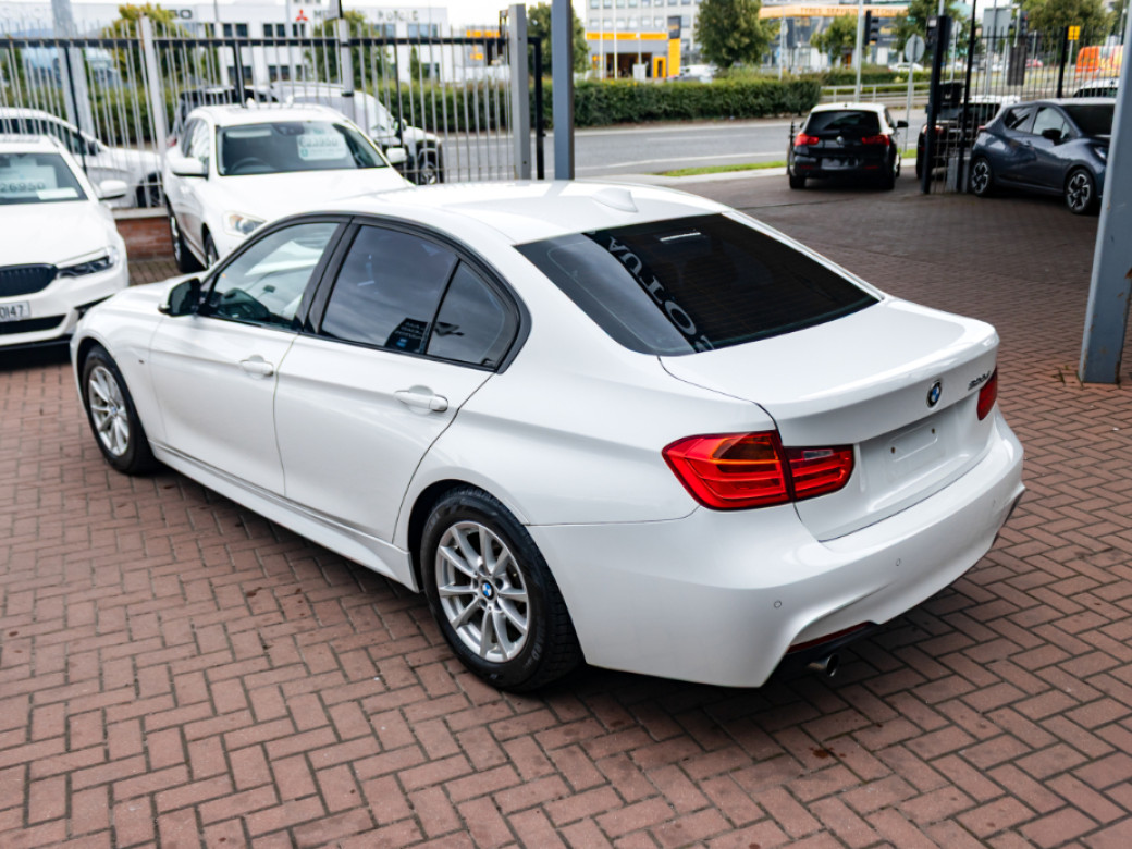 2015 BMW 320