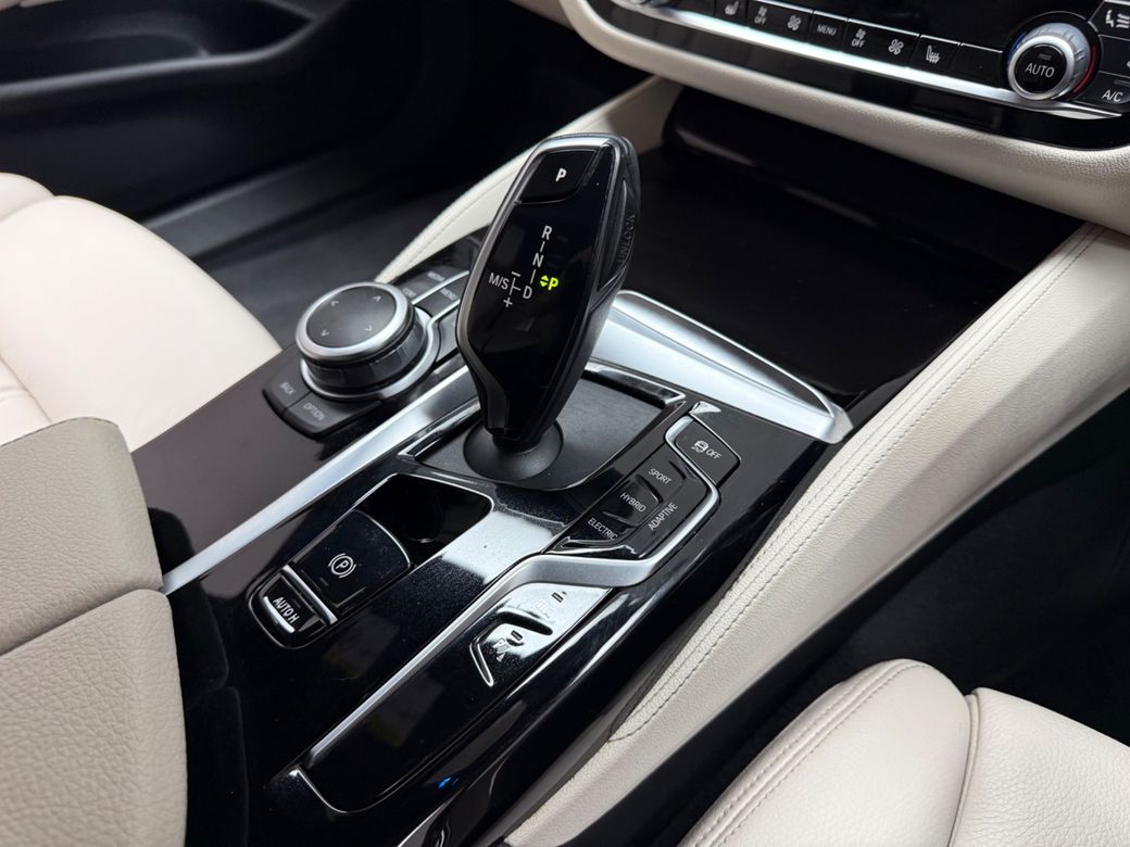 2022 BMW 5 Series