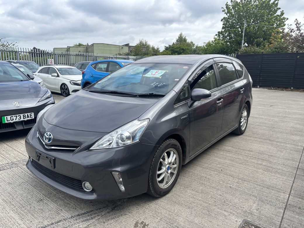 2013 Toyota Prius Alpha