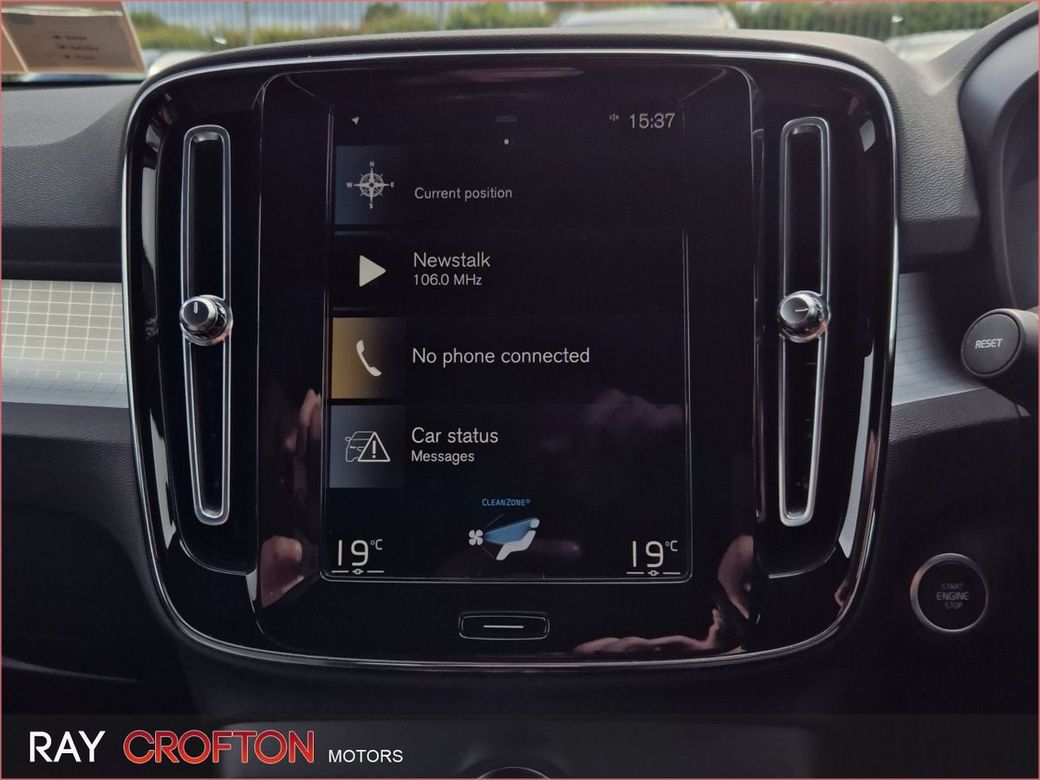 2021 Volvo XC40