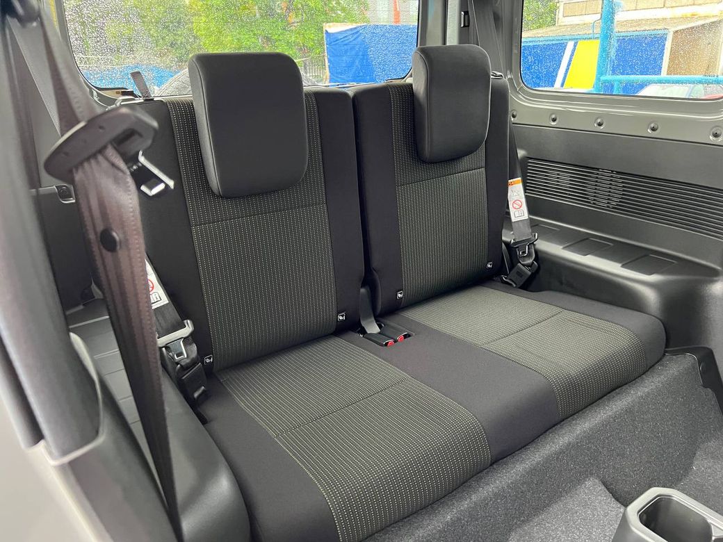 2025 Suzuki Jimny