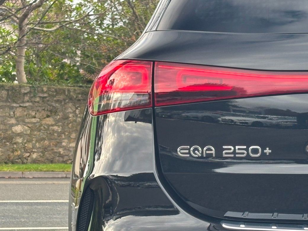 2022 Mercedes-Benz EQA