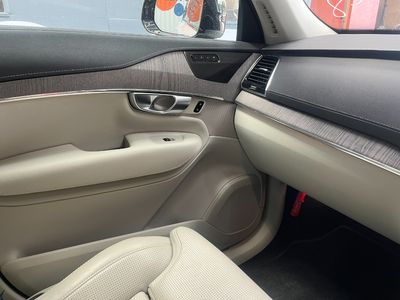 2023 Volvo XC90