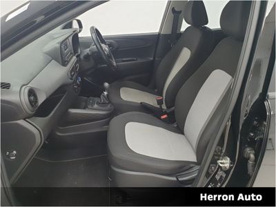 2022 Hyundai i10