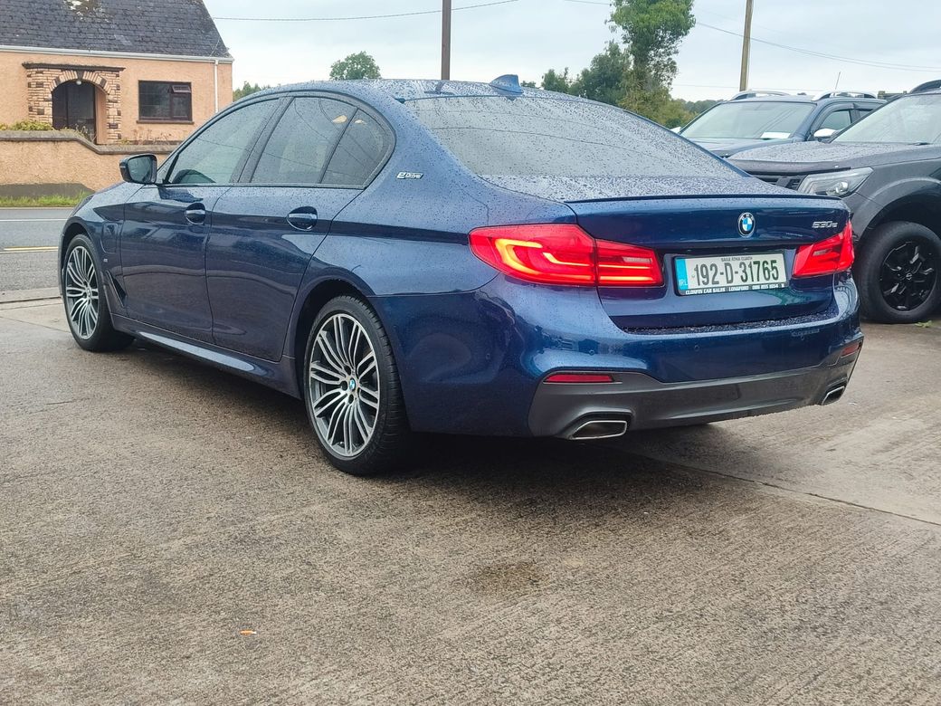 2019 BMW 530