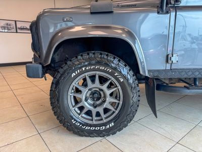 2014 Land Rover Defender 110