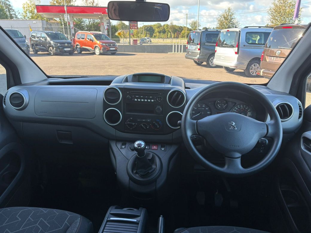 2018 Peugeot Partner Tepee