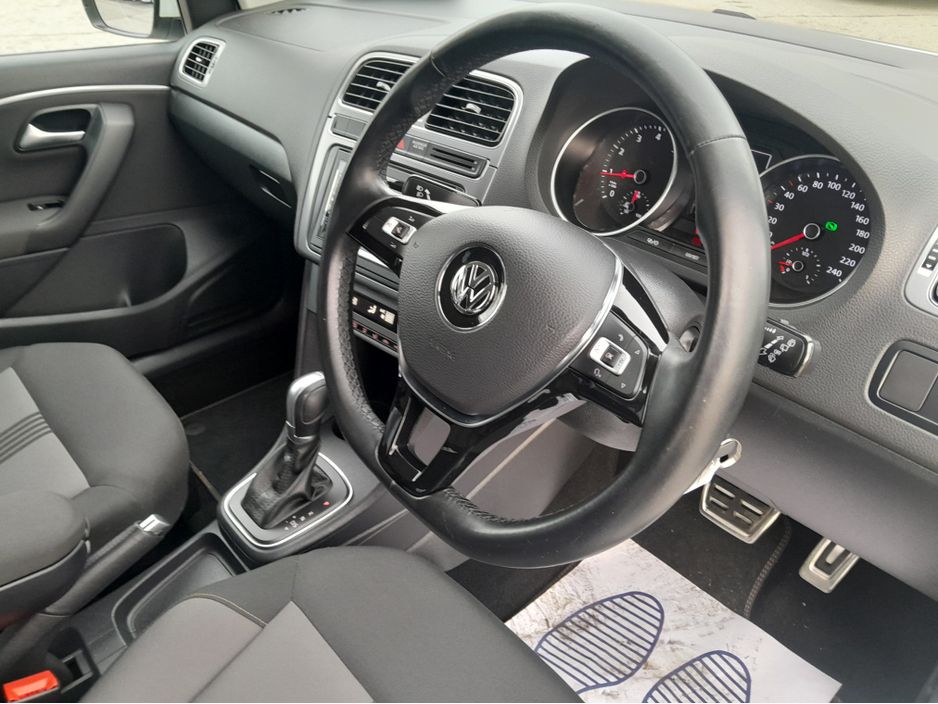 2016 Volkswagen Polo