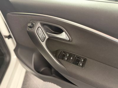 2017 Volkswagen Polo