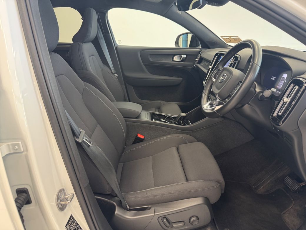 2024 Volvo C40