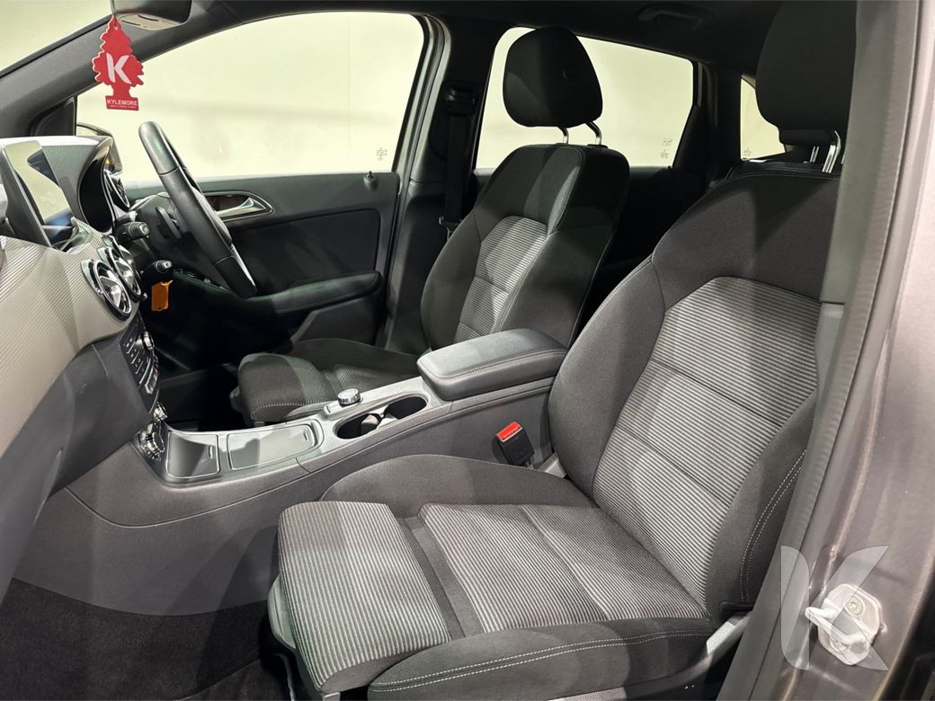 2017 Mercedes-Benz B 180