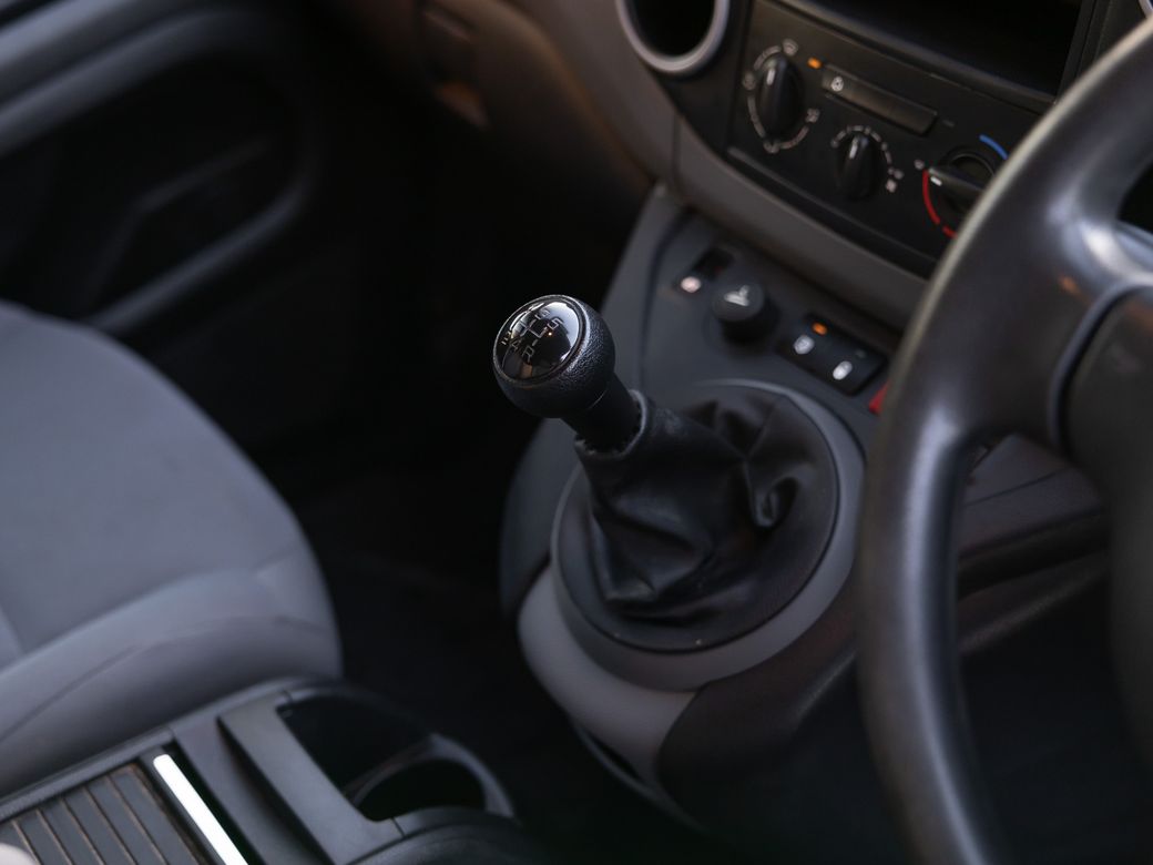 2014 Peugeot Partner