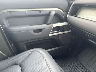 2022 Land Rover Defender