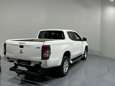 2020 Mitsubishi L200