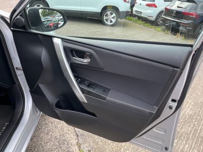 2015 Toyota Auris