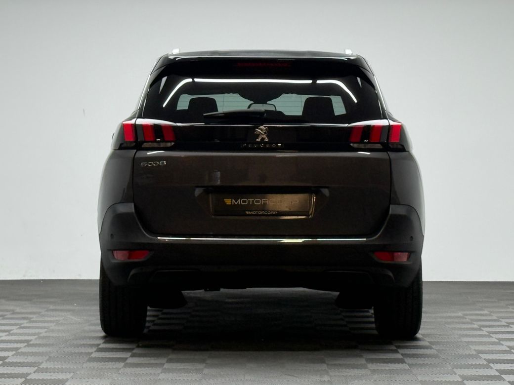 2023 Peugeot 5008