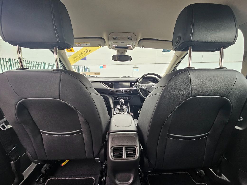2020 Opel Insignia