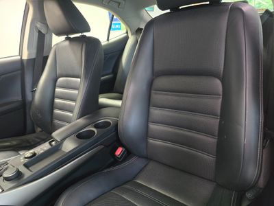 2014 Lexus IS 300h