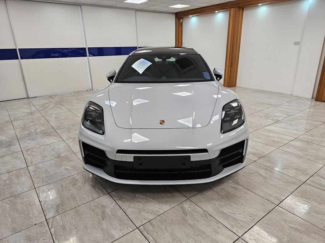 2025 Porsche Panamera