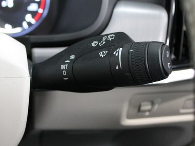 2020 Volvo V90