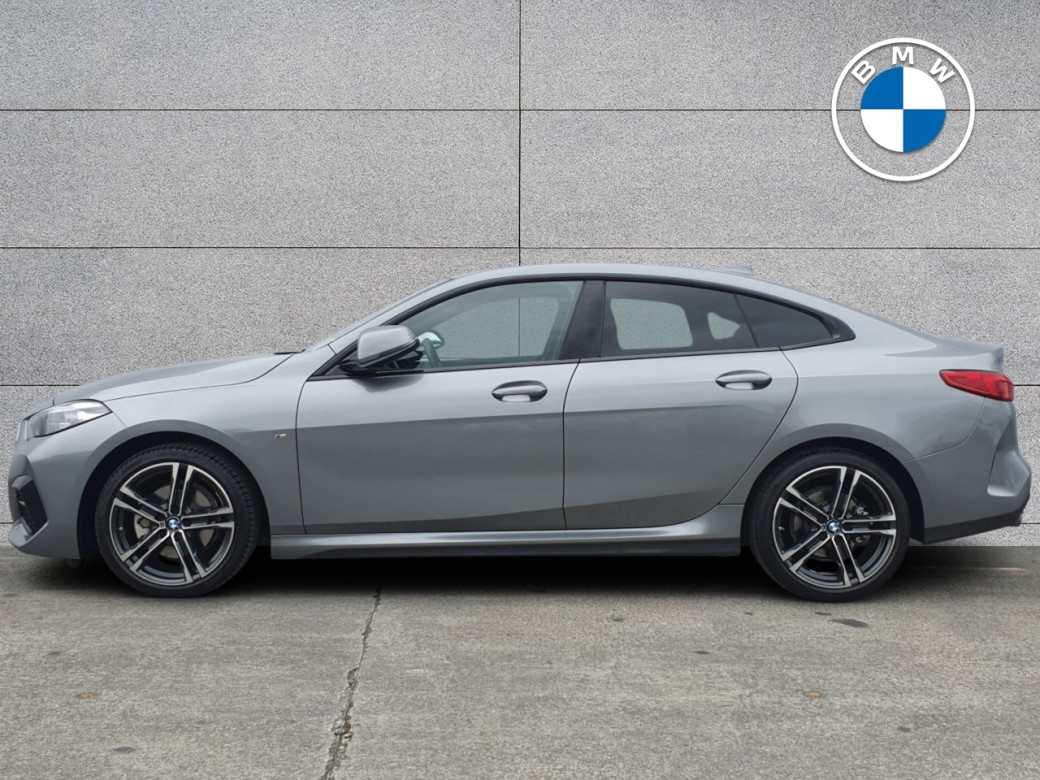 2024 BMW 218
