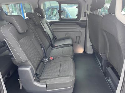 2026 Ford Tourneo Custom