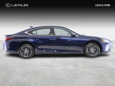 2023 Lexus ES 300h