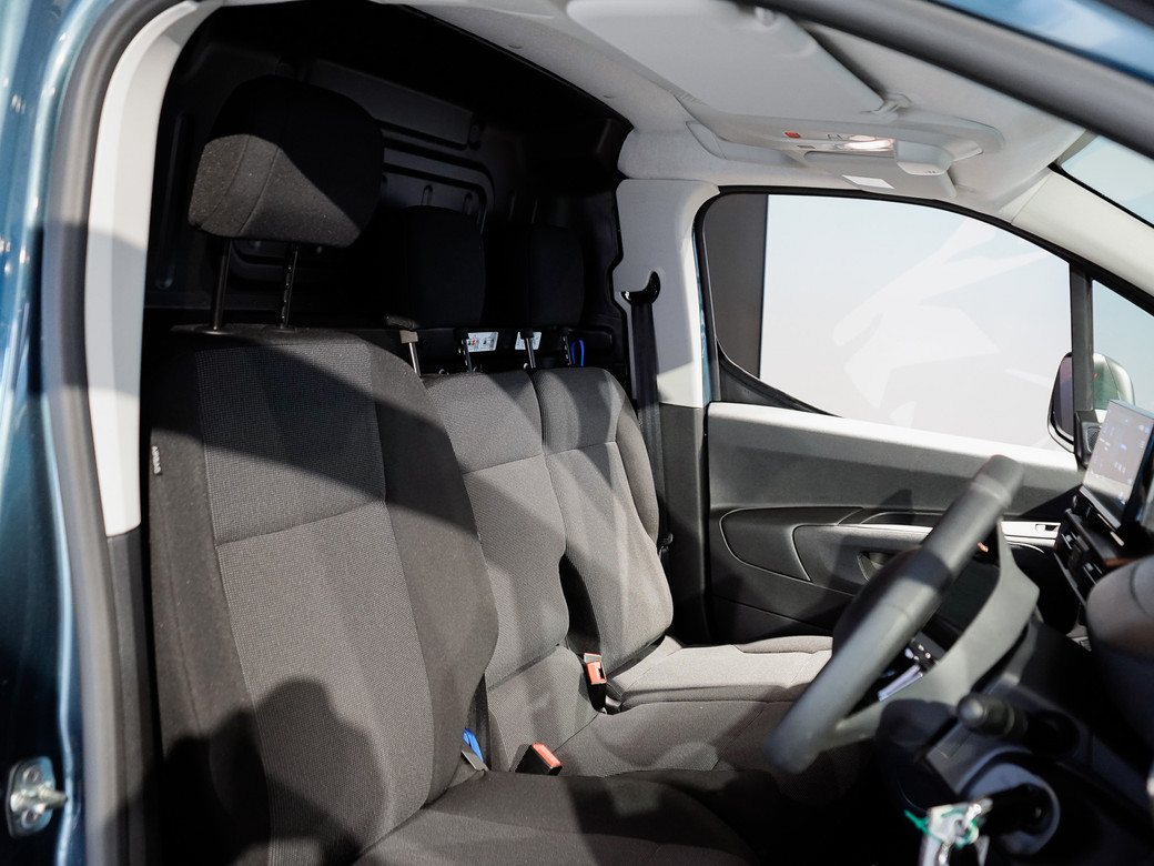 2026 Peugeot Partner
