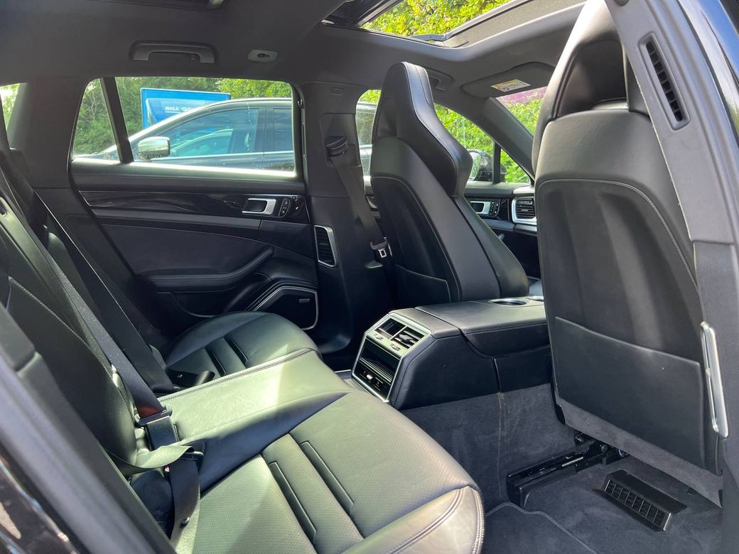 2019 Porsche Panamera
