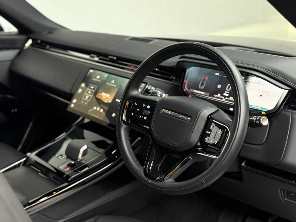 2025 Land Rover Range Rover Sport