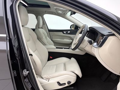 2022 Volvo XC60