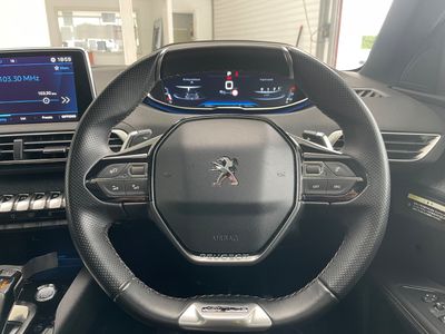 2021 Peugeot 5008