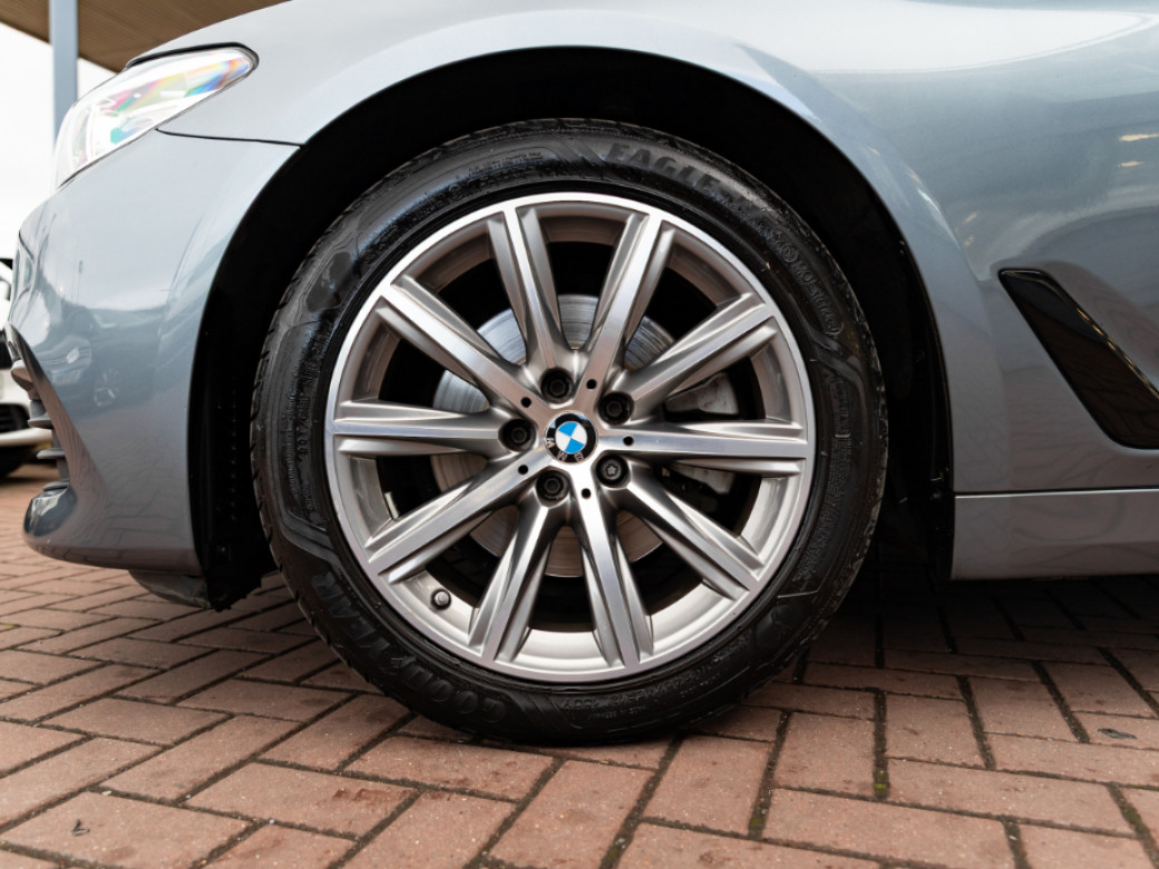 2020 BMW 5 Series