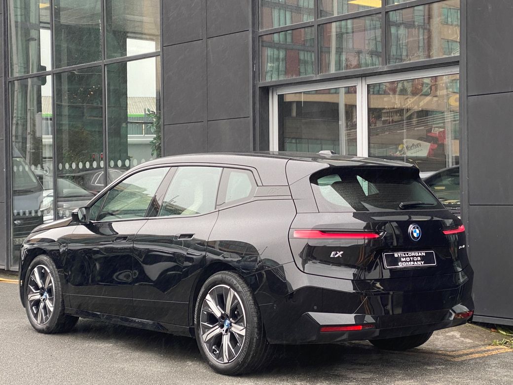 2024 BMW iX