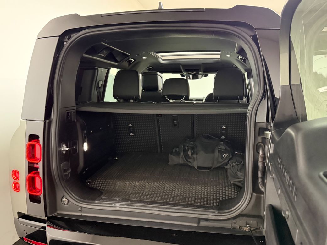 2025 Land Rover Defender